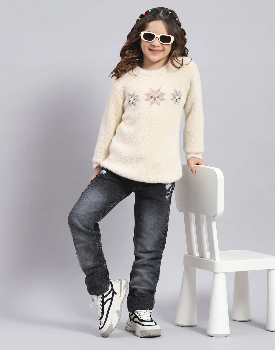 Girls Beige Embellished Round Neck Full Sleeve Sweater