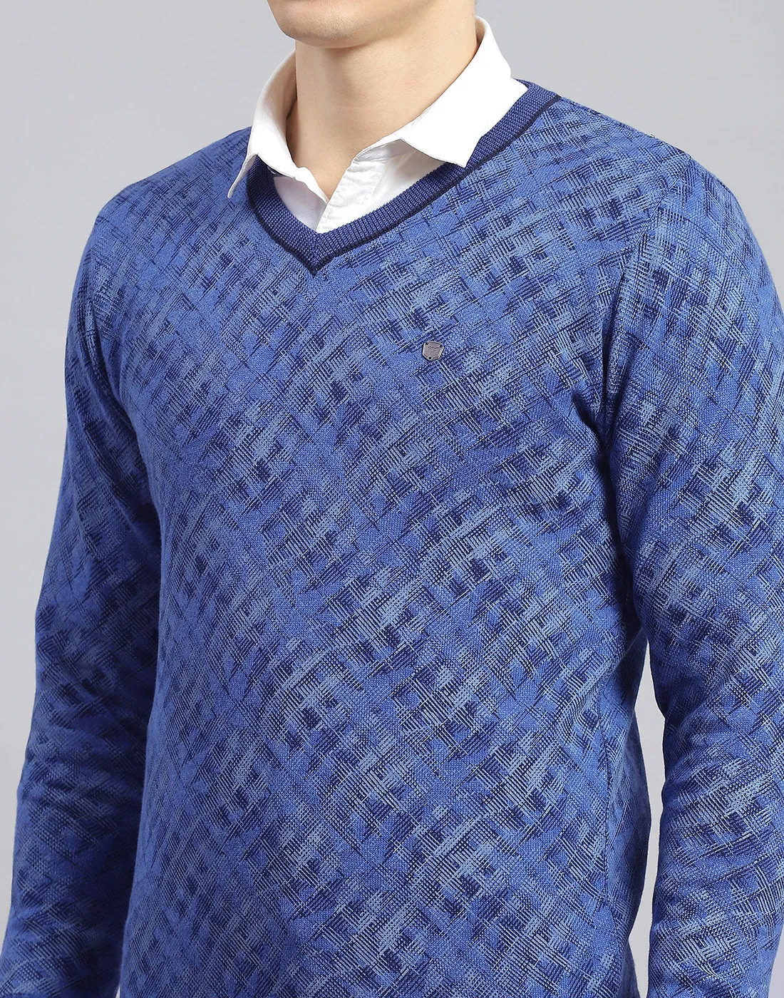 Men Blue Self Design V Neck Full Sleeve Pullover