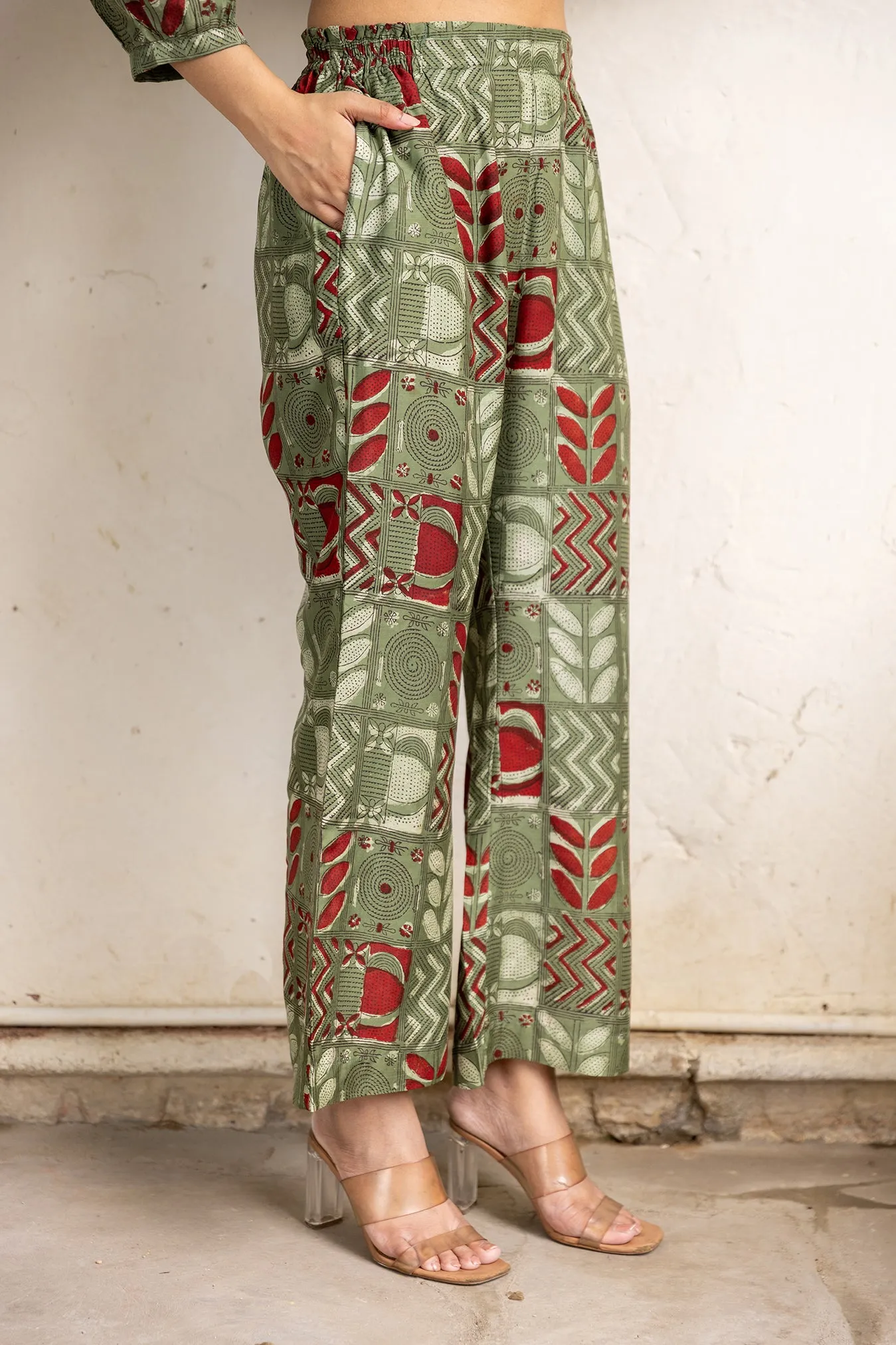 Stylish Muslin Bagru Print Bell Bottom Pants