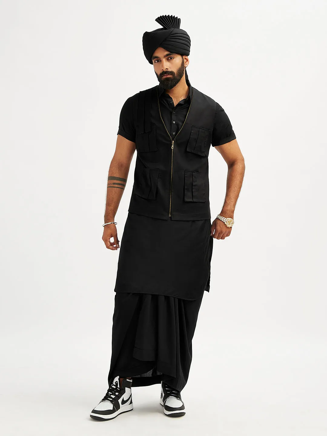 VASTRAMAY Men's Black Viscose Kurta, Lungi,Safa And Shacket Set