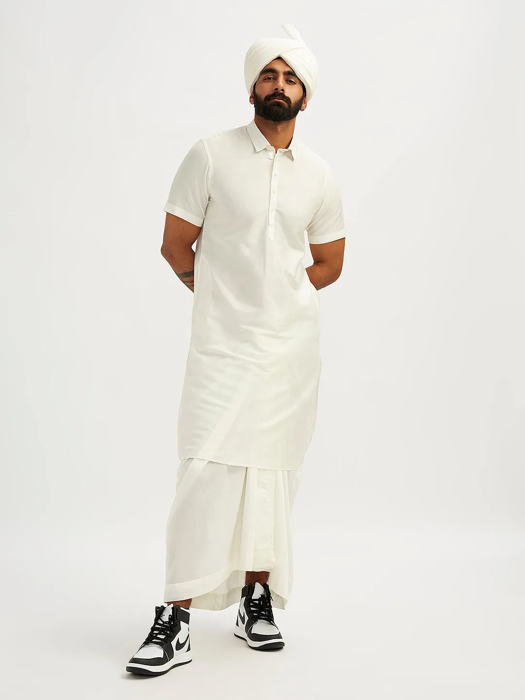 VASTRAMAY Men's White Viscose Kurta, Lungi,Safa And Shacket Set